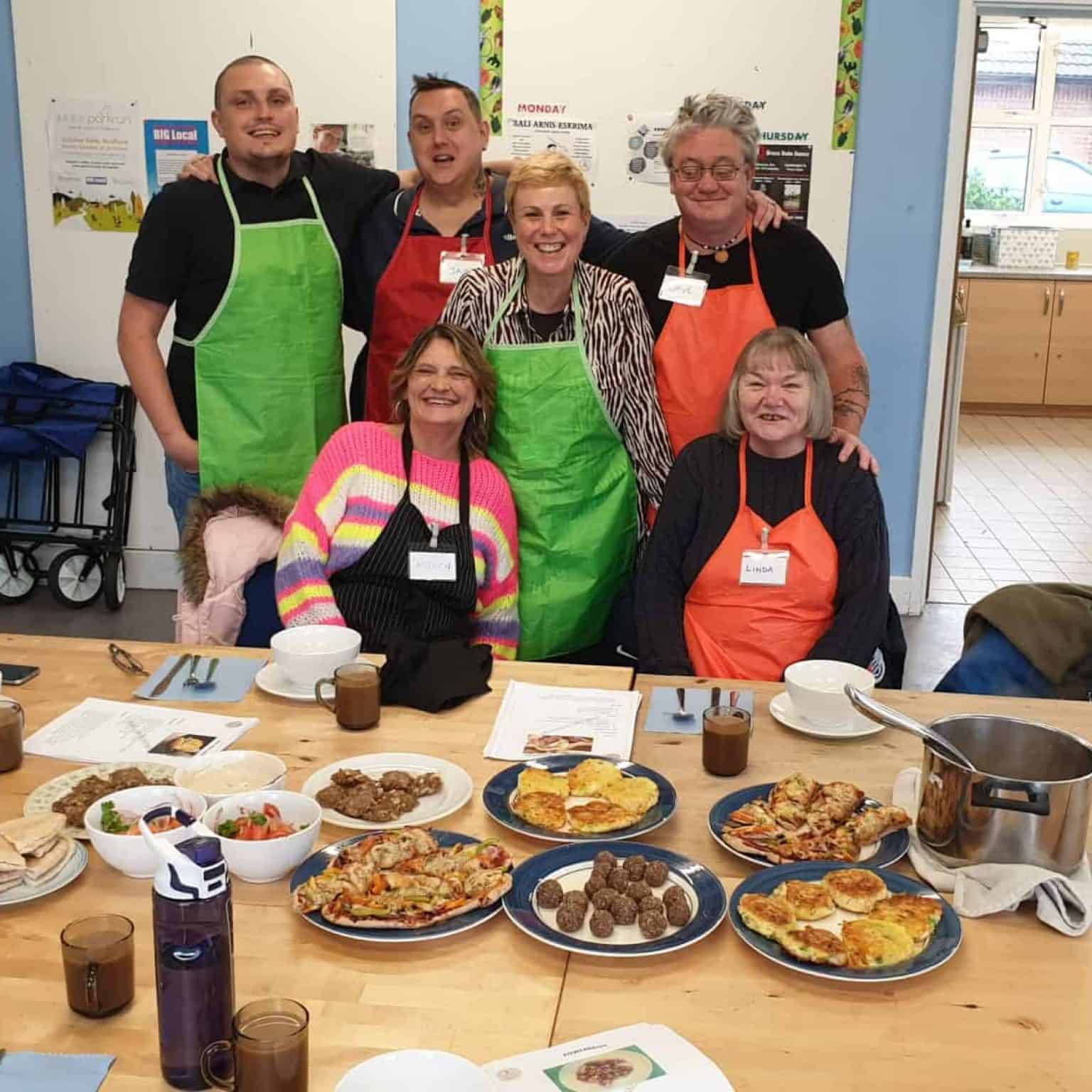 Community Food COMMUNITY LED INITIATIVES